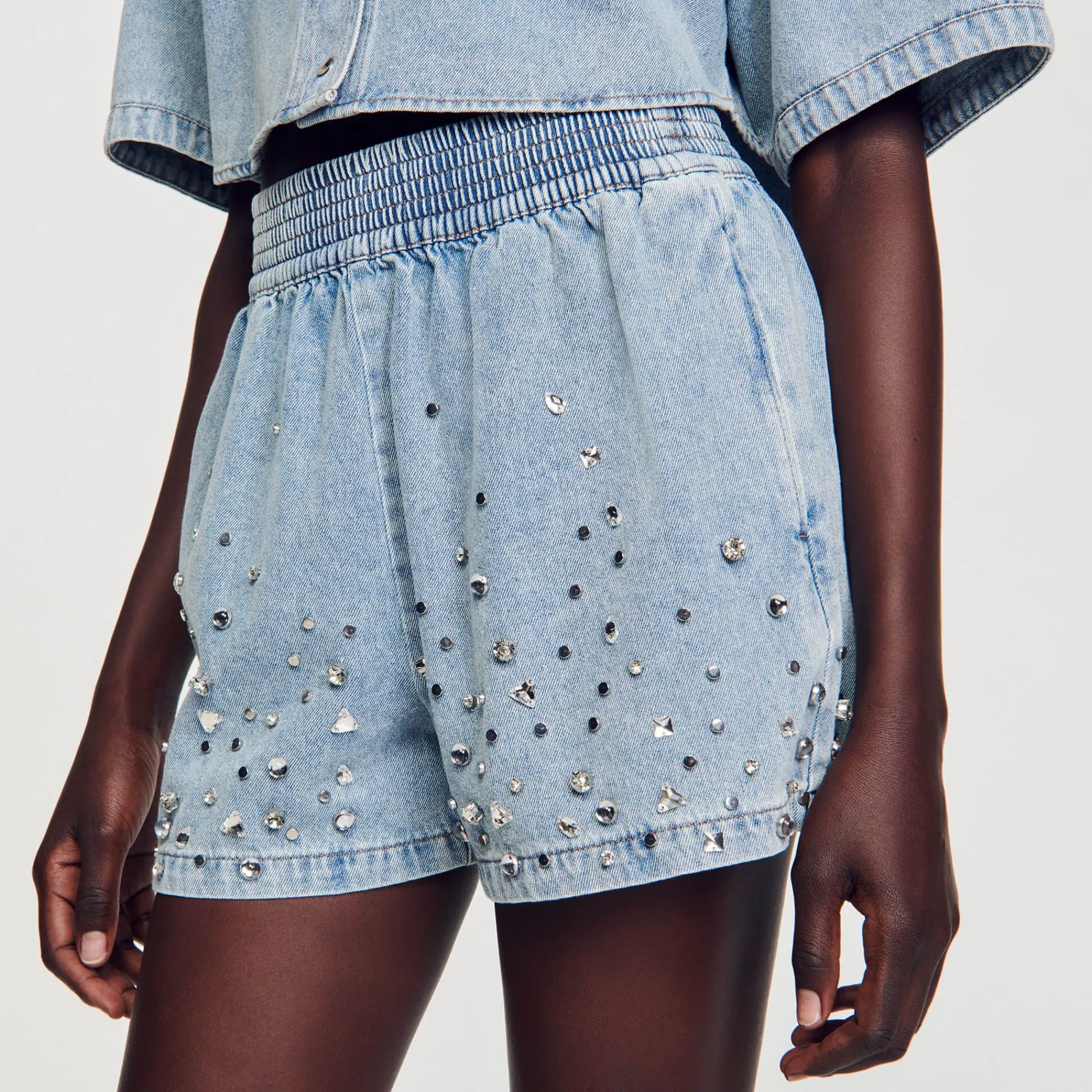 Mulheres Sandro Paris Calça Jeans Curta Larga Com Strass